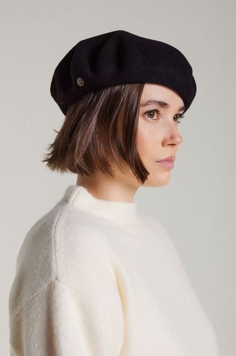 Basque beret, black